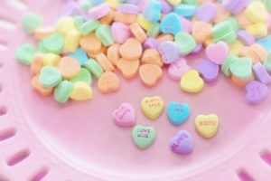 Budget Saint Valentin : combien dépenser pour un cadeau ?